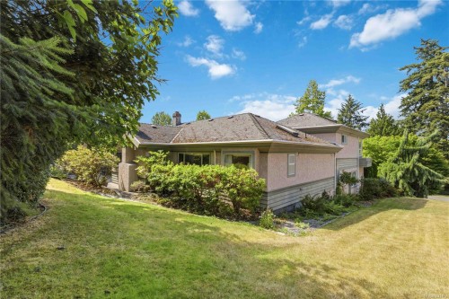 4343 Emily Carr Dr, Saanich, BC 