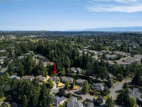 4343 Emily Carr Dr, Saanich, BC 