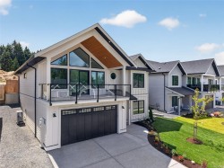 1725 Crown Isle Blvd Courtenay, BC V9N 0K1