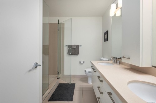 #Th10-38 Front St, Nanaimo, BC 