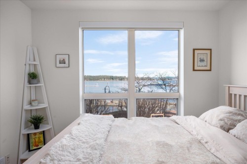 #Th10-38 Front St, Nanaimo, BC 
