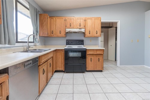 2036 Winmeadow Pl, Sidney, BC 