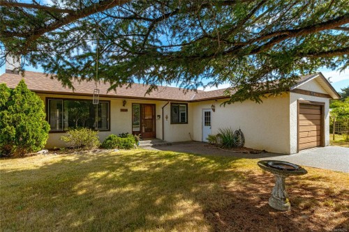 2036 Winmeadow Pl, Sidney, BC 