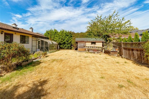2036 Winmeadow Pl, Sidney, BC 