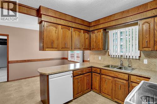 4 Groome Avenue, Regina, SK - Indoor Photo Showing Kitchen With Double Sink
