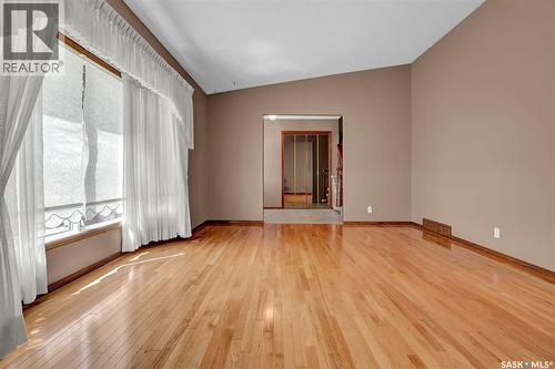4 Groome Avenue, Regina, SK - Indoor Photo Showing Other Room