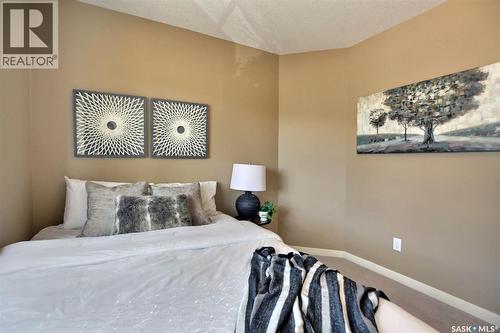 10 5011 James Hill Road, Regina, SK - Indoor Photo Showing Bedroom