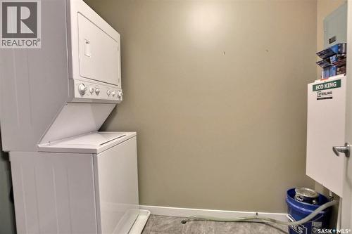 10 5011 James Hill Road, Regina, SK - Indoor Photo Showing Laundry Room