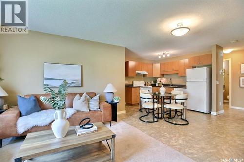 10 5011 James Hill Road, Regina, SK - Indoor