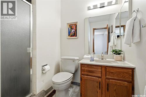 818 Spencer Lane, Saskatoon, SK - Indoor Photo Showing Bathroom