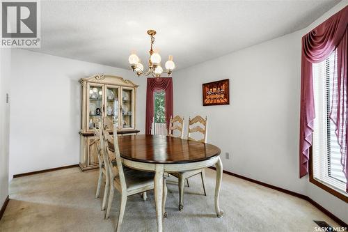 818 Spencer Lane, Saskatoon, SK - Indoor Photo Showing Dining Room