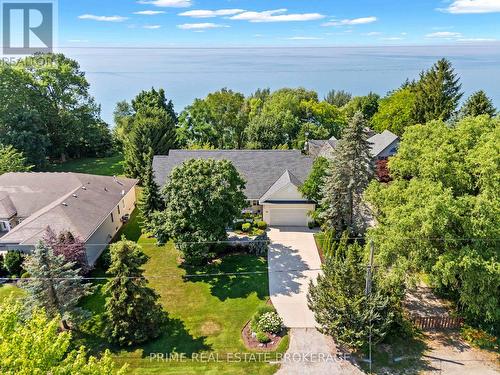 4710 LAKESIDE STREET  Plympton-Wyoming (Plympton Wyoming), ON N0N 1J6