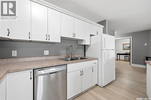 403 1839 Scarth Street, Regina, SK - Indoor Photo Showing Kitchen With Double Sink