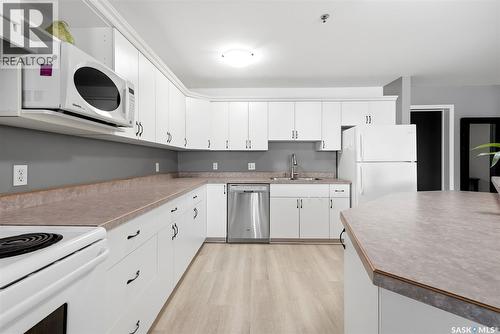 403 1839 Scarth Street, Regina, SK - Indoor Photo Showing Kitchen