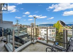 101, 201, PH 2065 W 4TH AVENUE  Vancouver, BC V6J 1N3