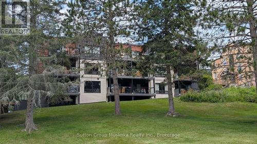 52-205 DEERHURST DRIVE  Huntsville (Chaffey), ON P1H 2E8