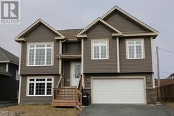 185 Castle Bridge Drive St. John's, NL A1H 0C7