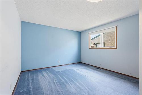 12 Kinsley Cr, Winnipeg, MB 