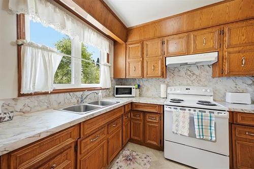 159 Amelia Cr, Winnipeg, MB 