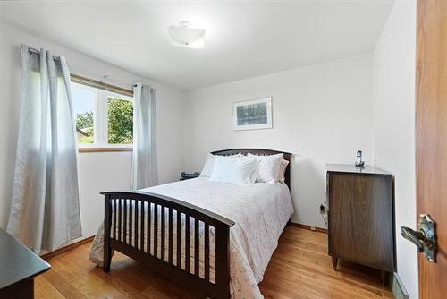 159 Amelia Cr, Winnipeg, MB 