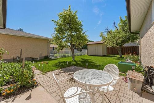 159 Amelia Cr, Winnipeg, MB 