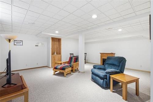 79 Maplegrove Rd, Winnipeg, MB 
