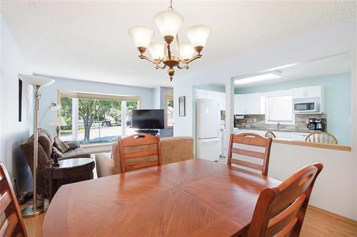 79 Maplegrove Rd, Winnipeg, MB 