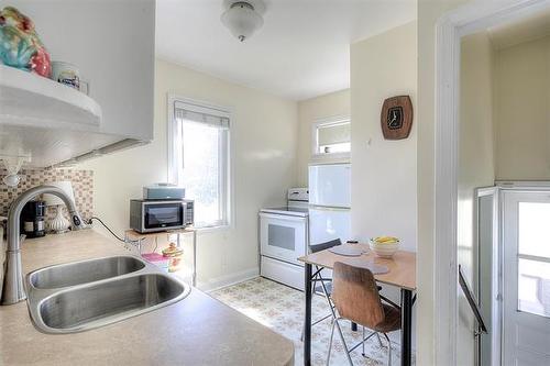 1035 Ashburn St, Winnipeg, MB 