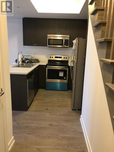202 - 1555 KINGSTON ROAD , Pickering, Ontario L1V 0E9 4