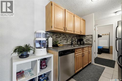 730 510 Prairie Avenue, Saskatoon, SK - Indoor Photo Showing Kitchen With Double Sink