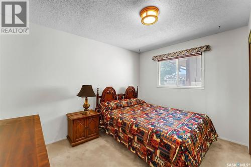 334 Johnson Crescent, Saskatoon, SK - Indoor Photo Showing Bedroom