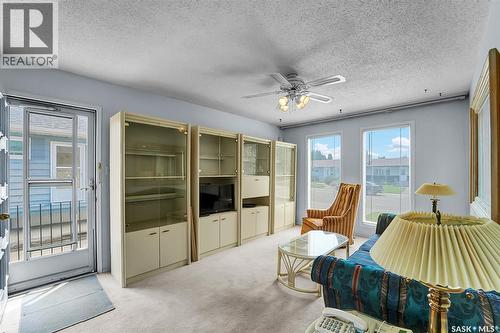 334 Johnson Crescent, Saskatoon, SK - Indoor