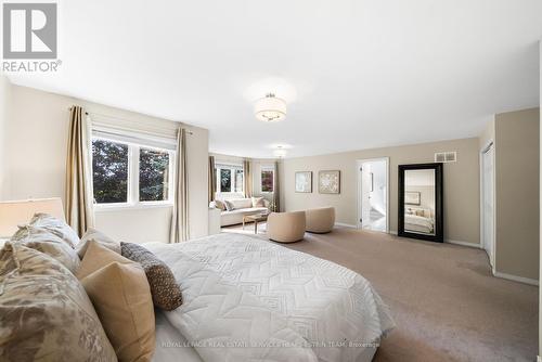 5851 Cornell Crescent, Mississauga, ON - Indoor Photo Showing Bedroom