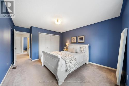 5851 Cornell Crescent, Mississauga, ON - Indoor Photo Showing Bedroom