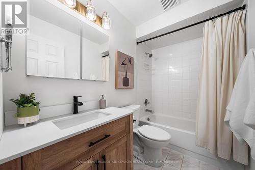 5851 Cornell Crescent, Mississauga, ON - Indoor Photo Showing Bathroom