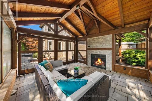 5851 Cornell Crescent, Mississauga, ON - Indoor Photo Showing Living Room With Fireplace