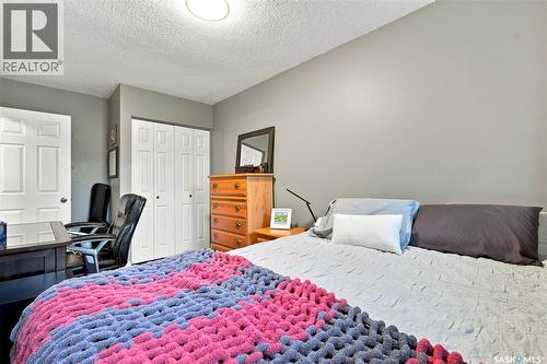 242 Candle Crescent, Saskatoon, SK - Indoor Photo Showing Bedroom