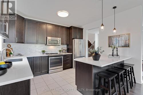 143 Stillwater Street, Kitchener, ON - Indoor Photo Showing Kitchen With Upgraded Kitchen