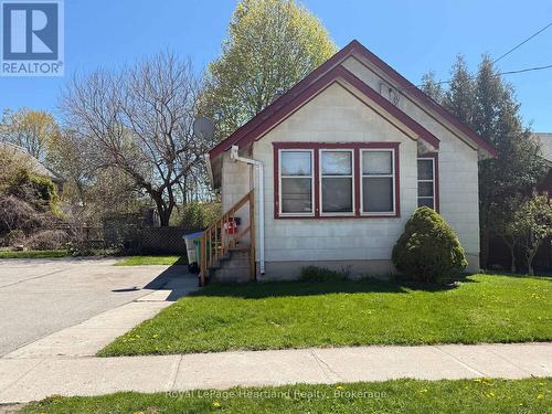 15 Nelson Street W, Goderich (Goderich (Town)), ON - Outdoor