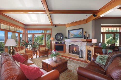 1133 Yates Rd, Comox, BC 