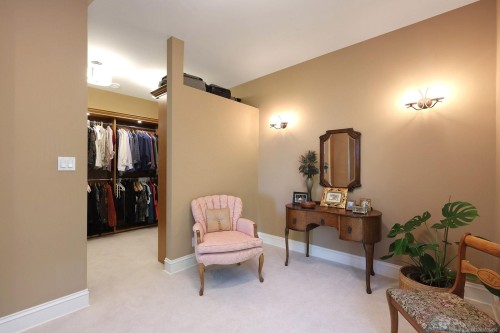 1133 Yates Rd, Comox, BC 