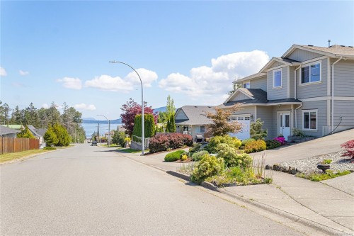 1714 Chaplin St, Crofton, BC 