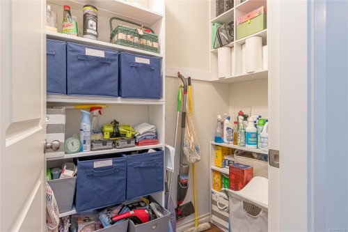 1714 Chaplin St, Crofton, BC 
