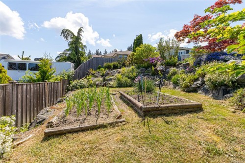 1714 Chaplin St, Crofton, BC 