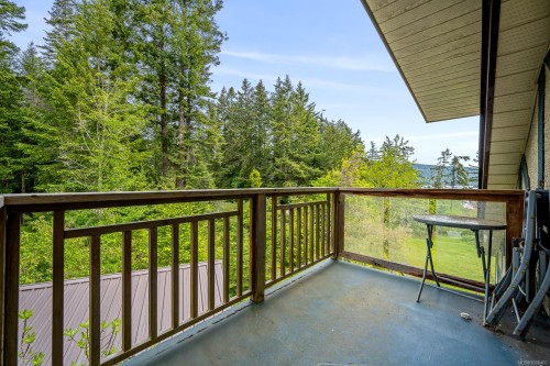 9510 Mcfarlane Rd, Denman Island, BC 