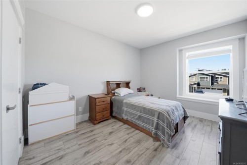 135 Lindquist Rd, Nanaimo, BC 
