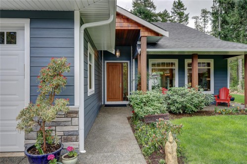 1868 Galvin Pl, Qualicum Beach, BC 