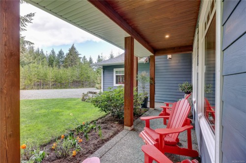 1868 Galvin Pl, Qualicum Beach, BC 