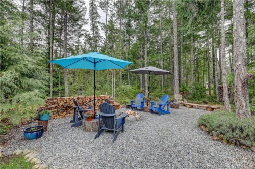 1868 Galvin Pl, Qualicum Beach, BC 