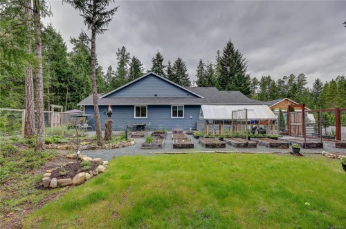 1868 Galvin Pl, Qualicum Beach, BC 